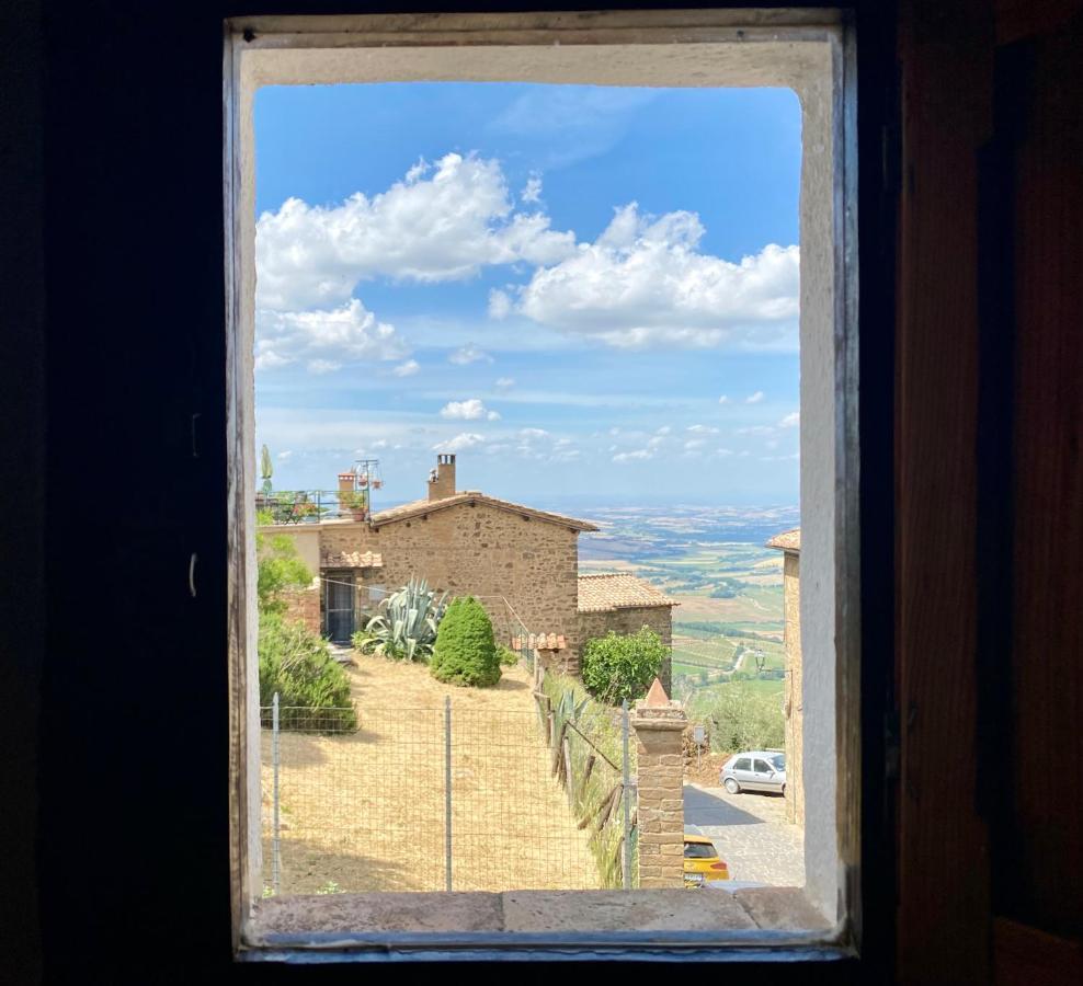 Villa Panoramic Nest In Montalcino Exterior foto